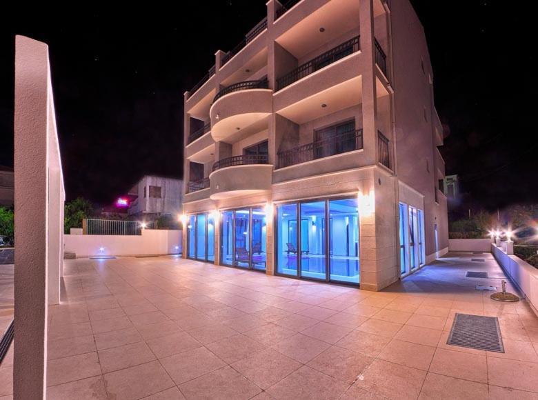 Hotel Nano ドルヴェニク エクステリア 写真