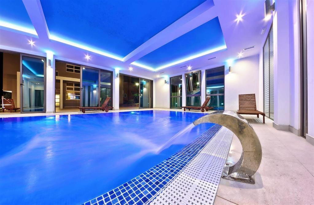Hotel Nano ドルヴェニク エクステリア 写真